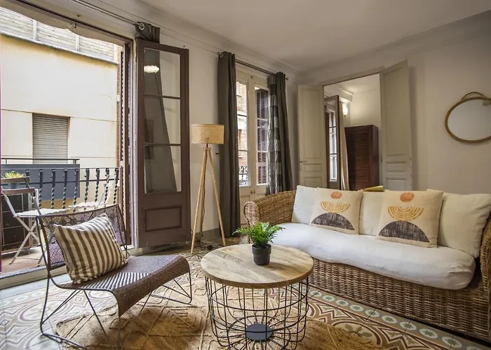 P2sal1071- Elegant In Carrer De Salinas Barcelona